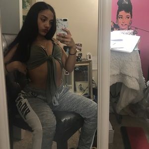 Meet your Posher, Alexis